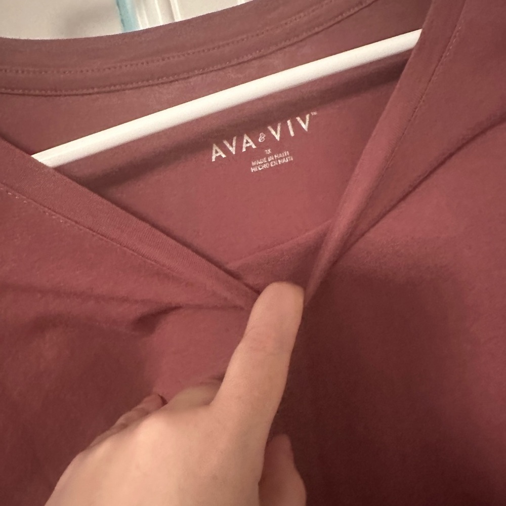 Ava & Viv Red Long Sleeve Relaxed Blouse - Picture 2 of 4
